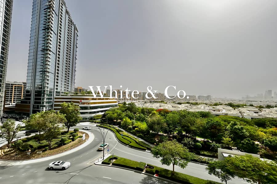 VACANT NOW | UNFURNISHED | LARGE LAYOUT VACANT NOW | UNFURNISHED | LARGE LAYOUT