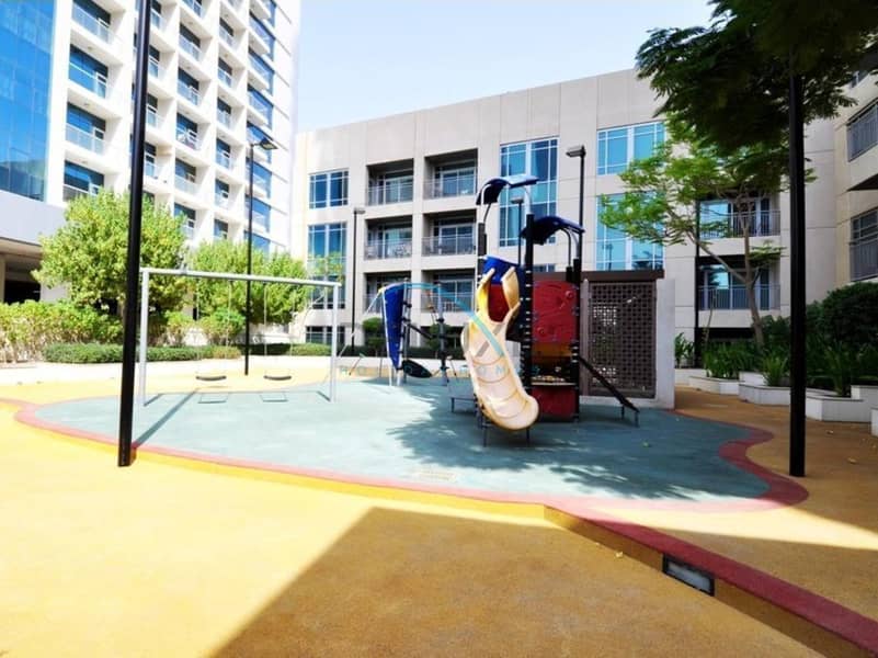 25 Play Area 1. jpg