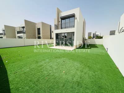 فیلا 3 غرف نوم للايجار في دبي الجنوب، دبي - IMG_8976_1779702847032. jpeg