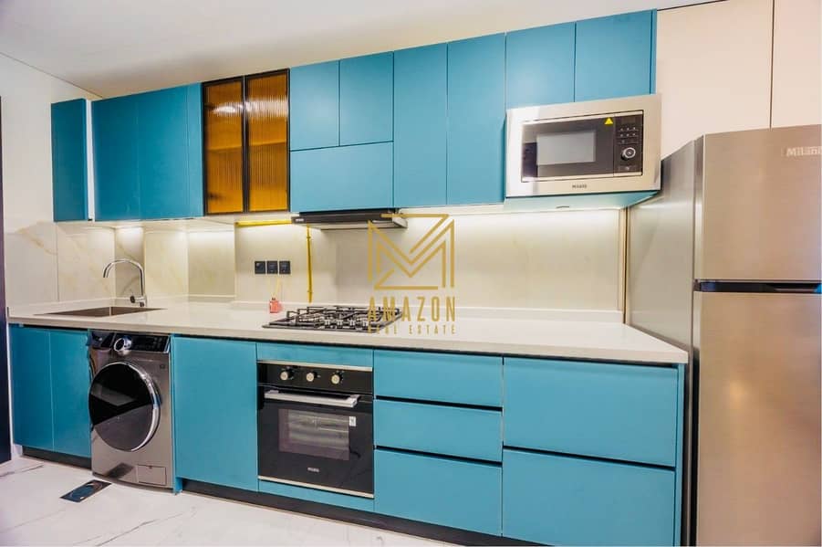 3 Kitchen. 2. jpeg