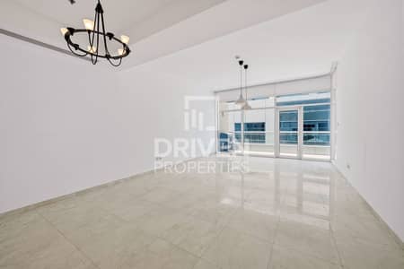 1 Bedroom Apartment for Rent in Business Bay, Dubai - Ready to move in | High Floor | Community View