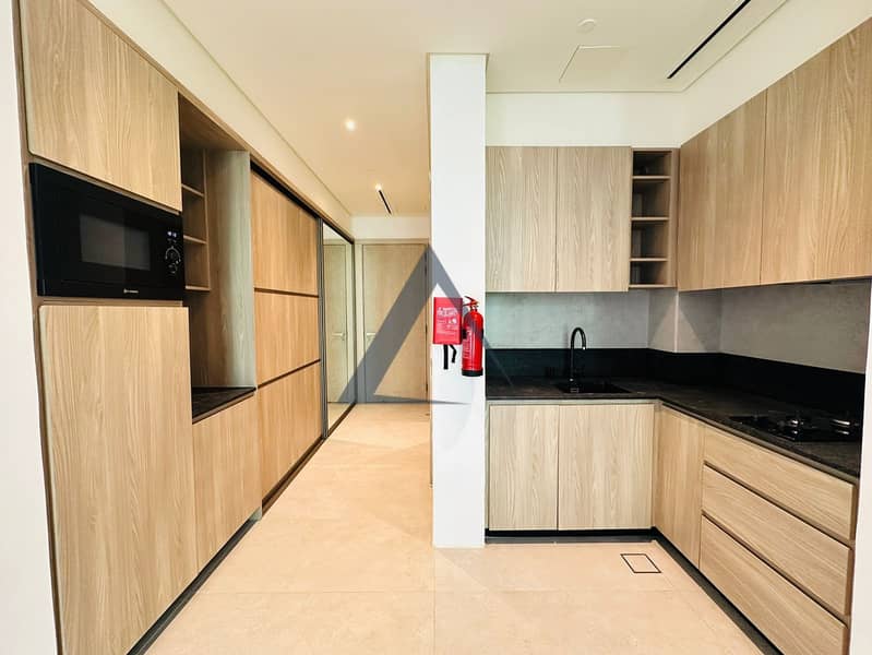 6 Property Image