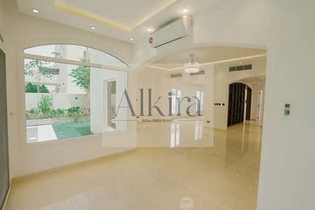 5 Bedroom Villa for Rent in The Meadows, Dubai - image_0