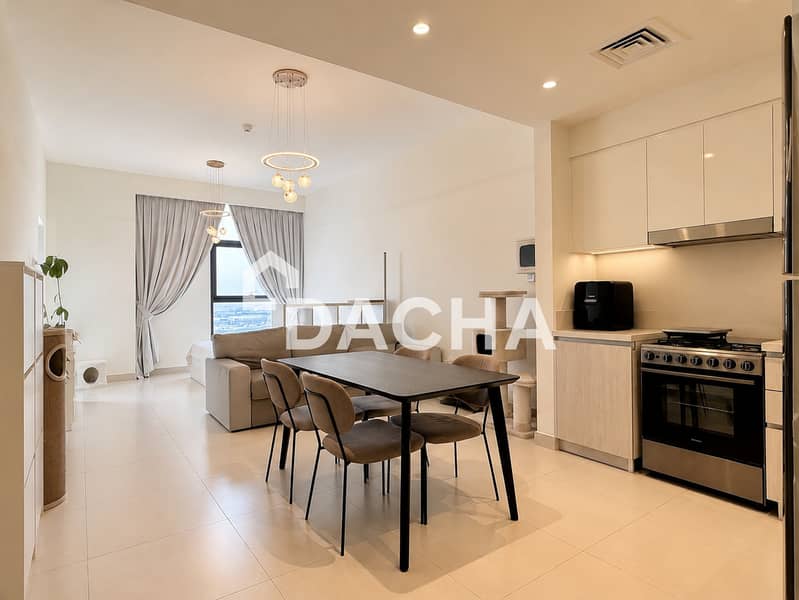 HOT DEAL I LARGEST 1 BR | MID FLOOR | 740 Sqft HOT DEAL I LARGEST 1 BR | MID FLOOR | 740 Sqft