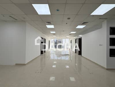 Office te Huur in Business Bay, Dubai - Kantoor in Business Bay，The Exchange Business Bay, 300000 AED - 15309245