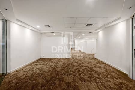 Shop for Rent in Bur Dubai, Dubai - Exceptional and Efficient Layout | Chiller Free