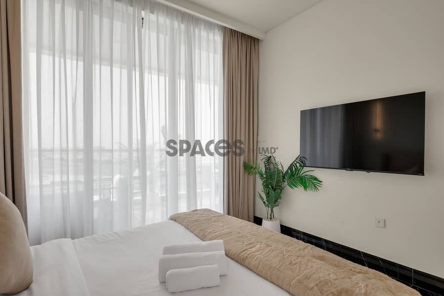 Elegant 2BR | Luxury Amenities | Business Bay - Image 29