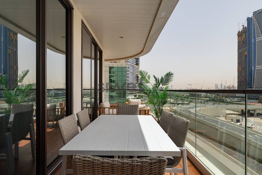 Elegant 2BR | Luxury Amenities | Business Bay - Image 32