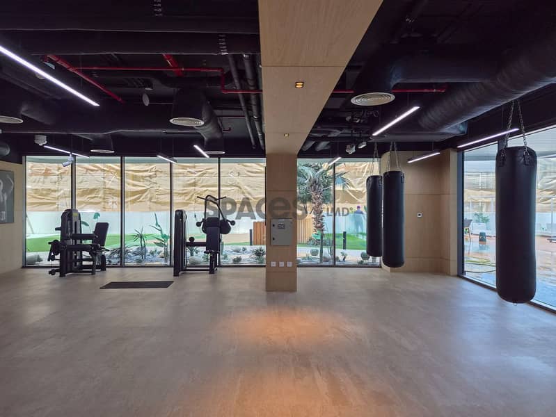 Elegant 2BR | Luxury Amenities | Business Bay - Image 50