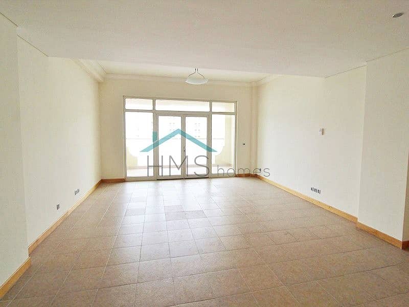 1 bedroom Right Hand Side Shoreline Apartment with Sea Views