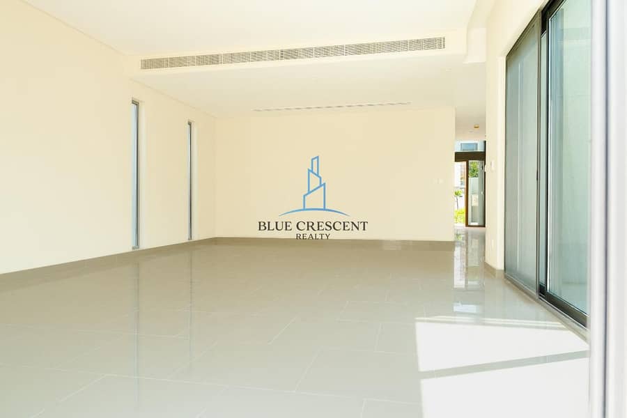 3 60d0107d-ba12-44f8-8155-1bb05ba72db2 - Copy. jpg