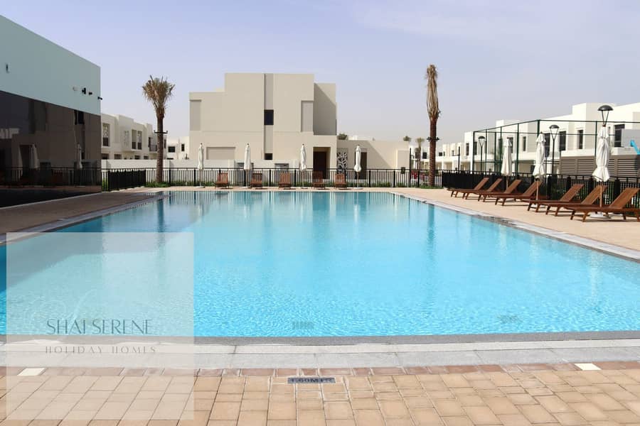 52 35. Pool. JPG