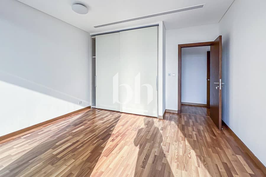 3 Unit 1503 Burj Daman 01