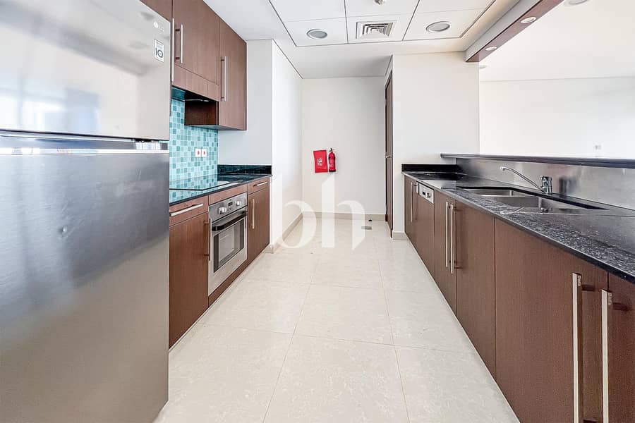 7 Unit 1503 Burj Daman 01