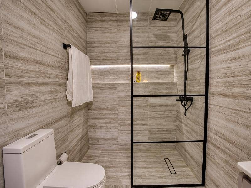 14 Princess Tower Apt 5403-019. jpg