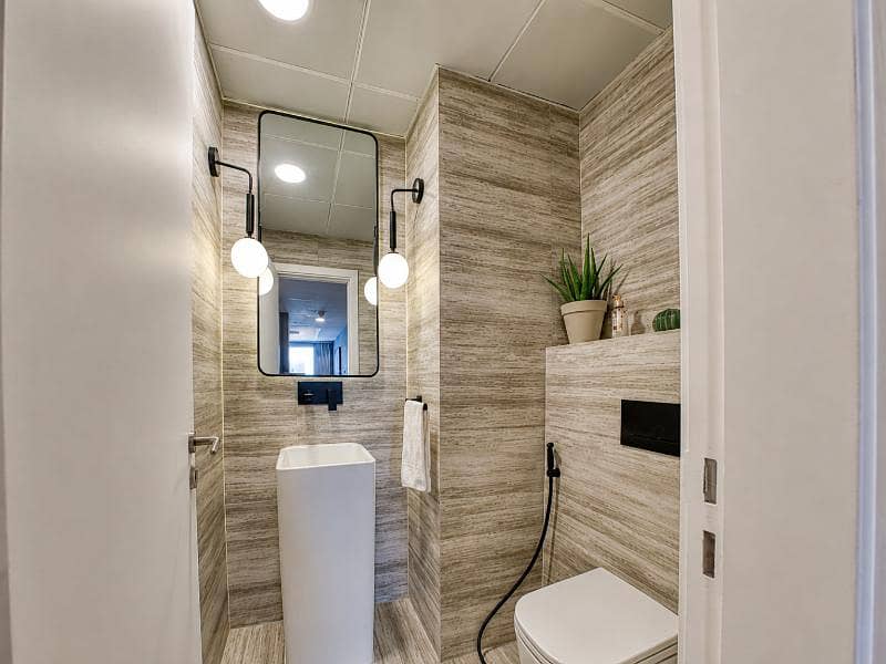 19 Princess Tower Apt 5403-039. jpg