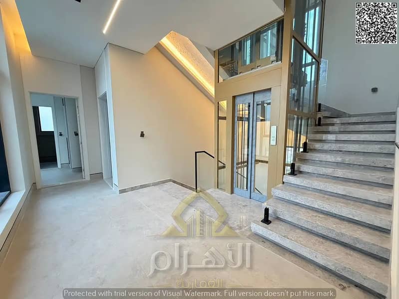 11 836926818-1066x800. webp