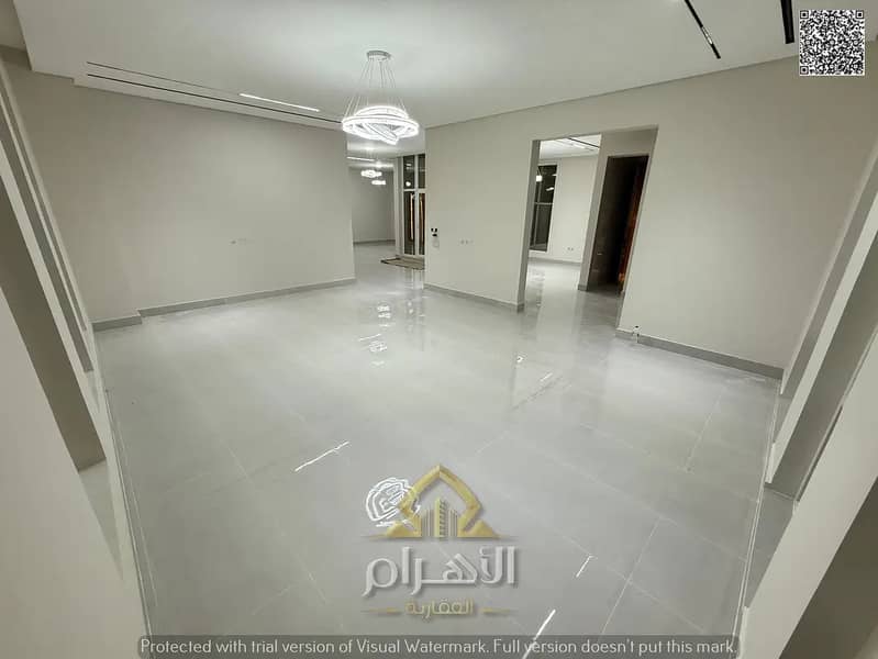 2 815968007-1066x800. webp