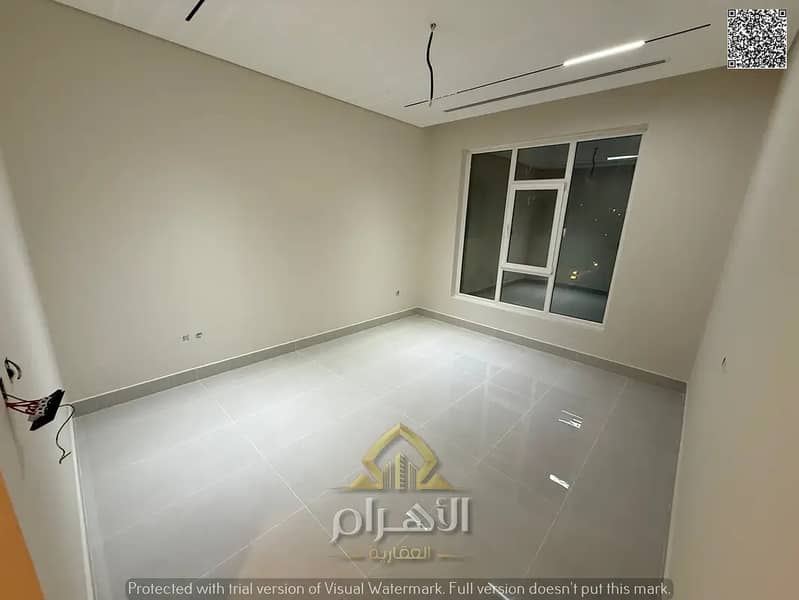 8 815968013-1066x800. webp