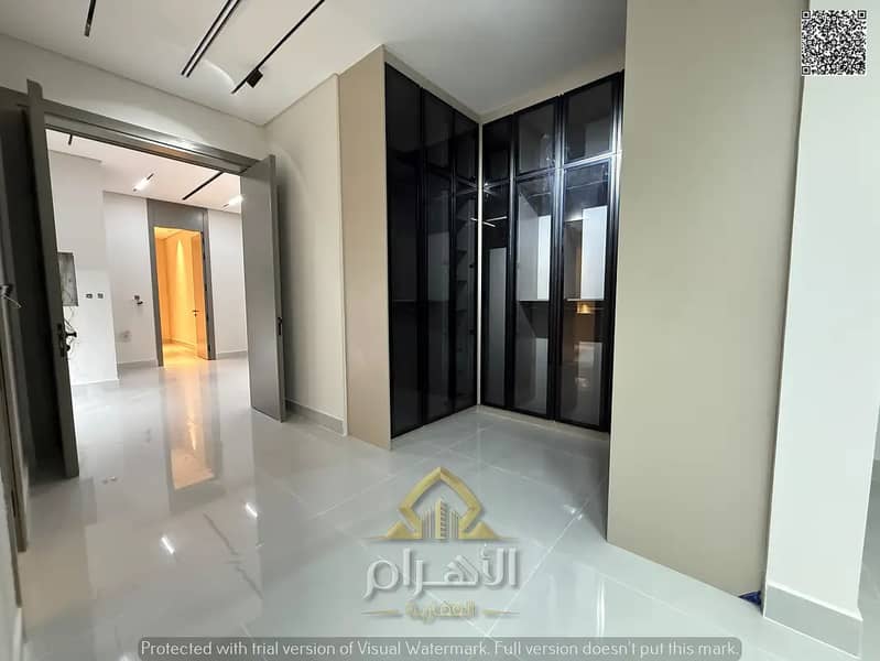 16 815968021-1066x800. webp