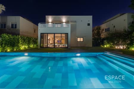 5 Bedroom Villa for Rent in The Meadows, Dubai - Smart Home - Luxury Furnishing - Must See