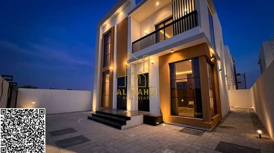 فیلا 3 غرف نوم للبيع في الحليو، عجمان - Luxury_villa_nighttime_scene_202605290114. jpeg
