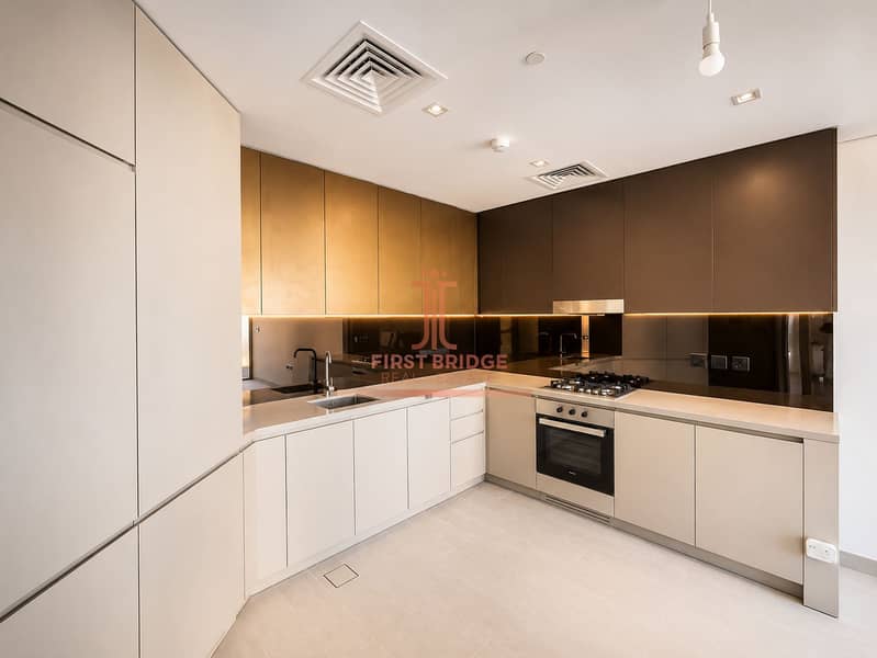 2 Kitchen 1. png