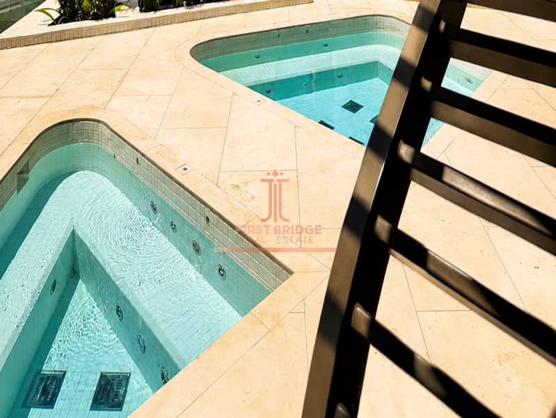 11 Jacuzi . png