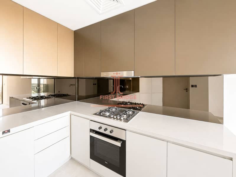 12 Kitchen . PNG