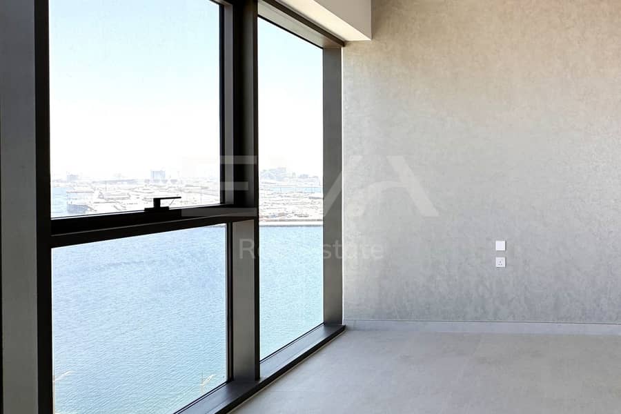 STUNNING SEA VIEW |GREAT PRICE | MODERN AND CLEAN - Image 7