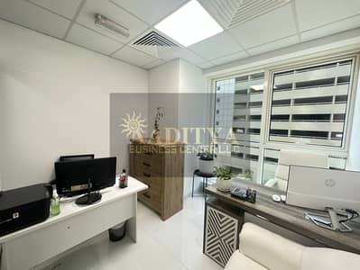 مکتب  للايجار في شارع الشيخ زايد، دبي - 1457e437-0c09-4594-96dd-452db7642b8c. jpg