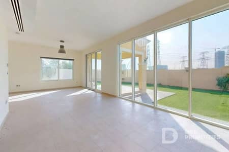 فیلا 4 غرف نوم للايجار في جميرا بارك، دبي - فیلا في الحي 9،جميرا بارك 4 غرف 340000 درهم - 15317531