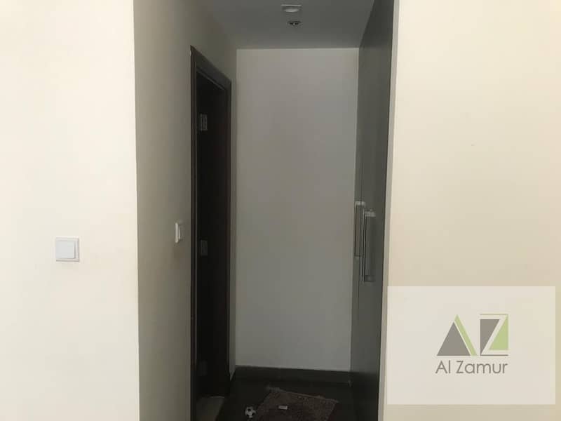 Chiller Free XL 2 Bedroom Apartment with Terrace