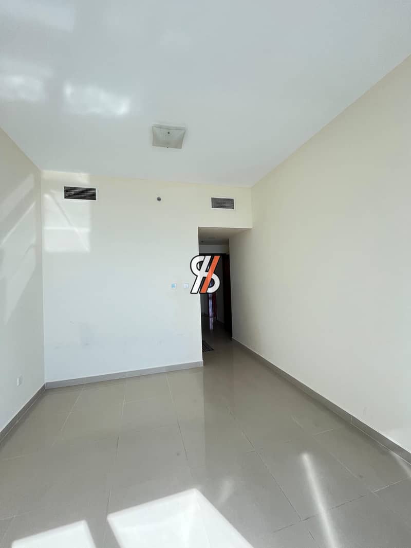 2 9cfc8467-d6e7-46a1-8902-862754375426. jpg