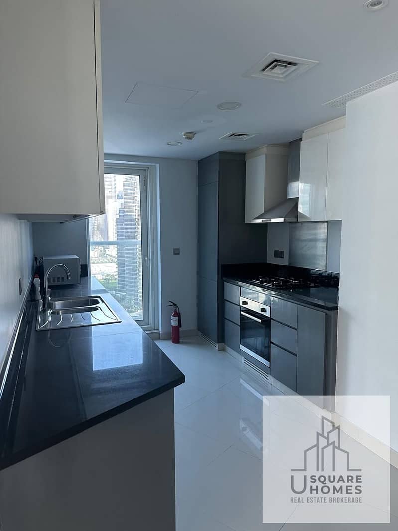 6 935a7f7b-f8be-4284-8f88-7b4593db144a. jpg