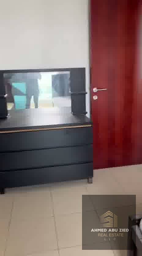 22 ezgif-frame-193. jpg