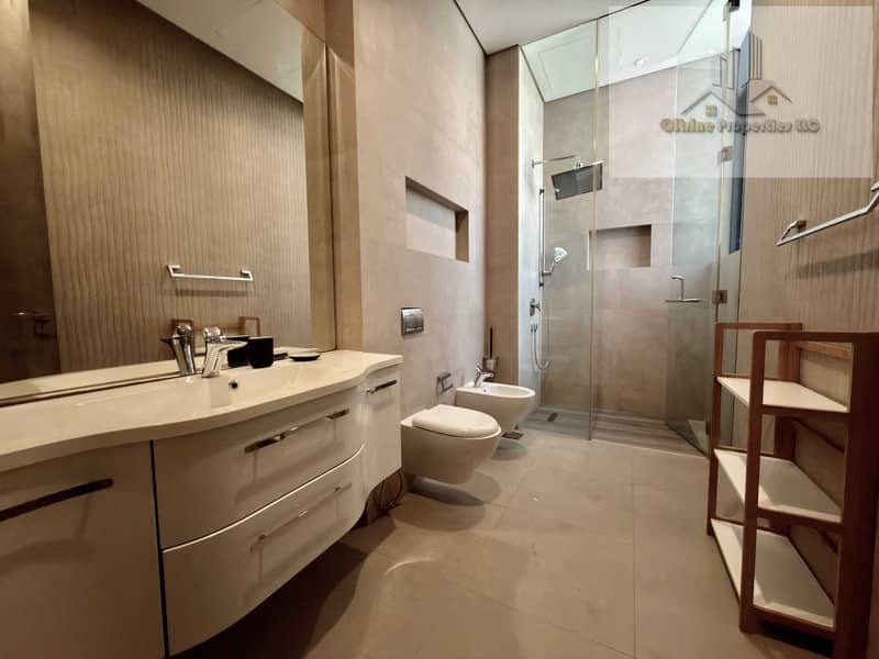 16 IMG_E2739. JPG