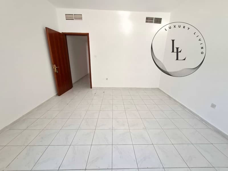 3 61546. jpg