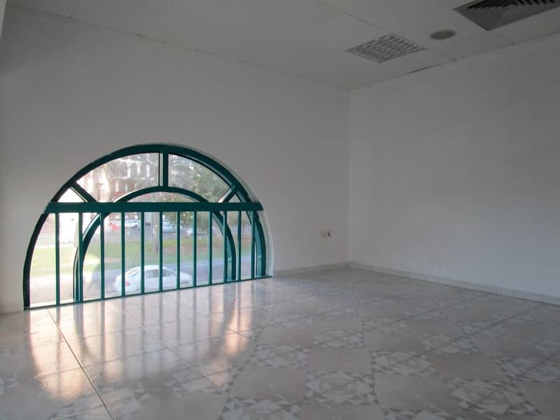 Great Location|Nice Fit-out Office in Airport Road Great Location|Nice Fit-out Office in Airport Road