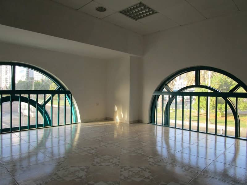 Great Location|Nice Fit-out Office in Airport Road Great Location|Nice Fit-out Office in Airport Road