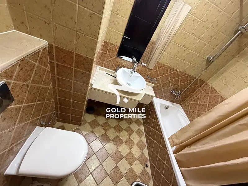 7 840015468-800x600. webp