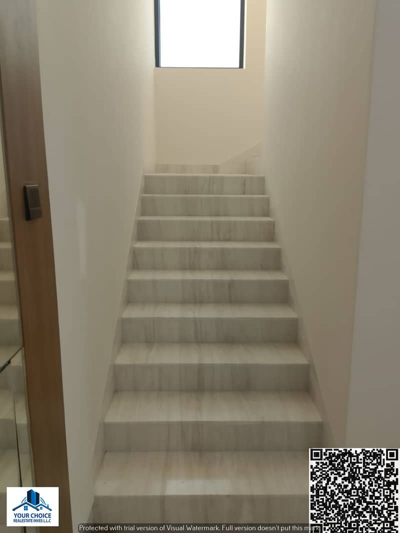 28 a78b51de-a044-4415-833f-56350e19df6e. jpg