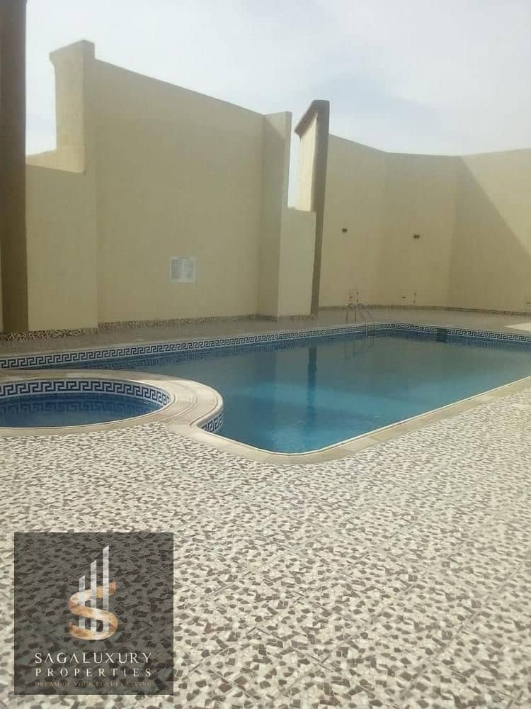12 swimming pool. jpg
