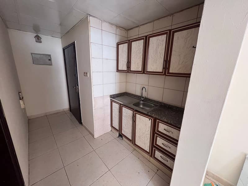 10 fb40fe67-c716-4a37-bf24-b167daeecf26. jpg
