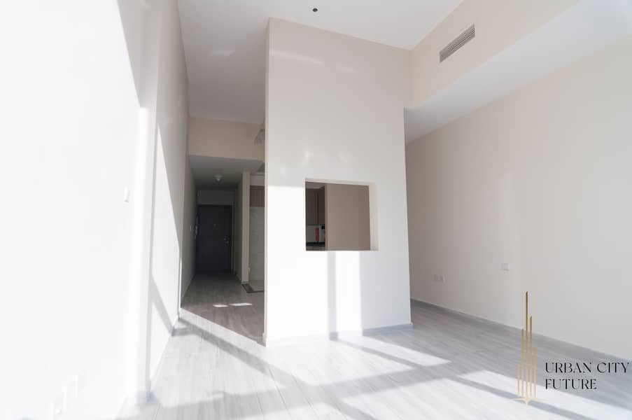 5 Studio-6. jpg