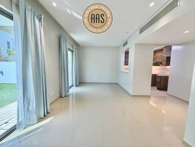 3 Bedroom Townhouse for Rent in Al Zahia, Sharjah - 5de76eef-7c8c-44a6-8b36-e19e58a116a3. jpg 3 Bedroom Townhouse for Rent in Al Zahia, Sharjah - 5de76eef-7c8c-44a6-8b36-e19e58a116a3. jpg