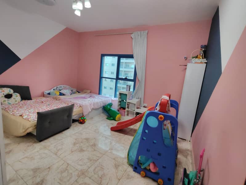 13 e81313df-5593-4bd0-bd53-f12685330494. jpeg