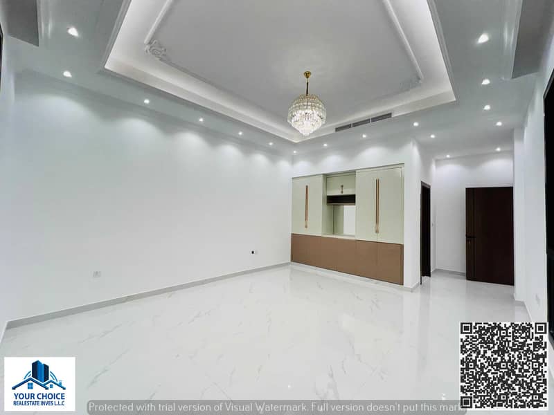 10 0c672052-7aad-457a-98a1-6b275cd3abda. jpg