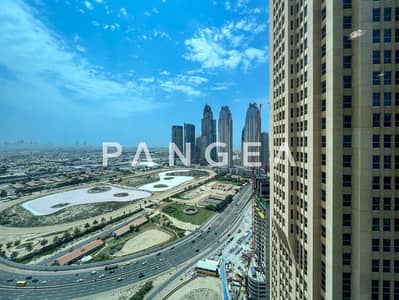 Office for Rent in Business Bay, Dubai - Fitted | Vacant | High Floor | Open View
