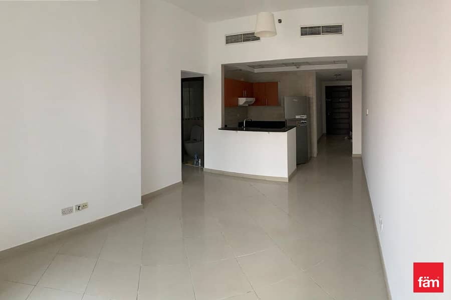 One Bedroom | High Floor | With Parking One Bedroom | High Floor | With Parking